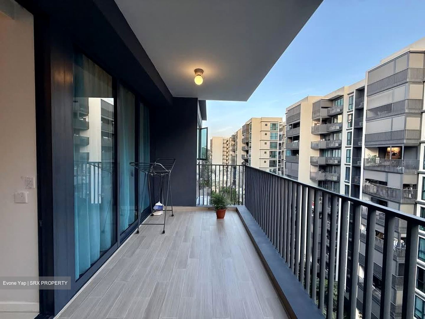 Treasure at Tampines (D18), Condominium #596003121